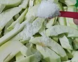 Foto langkah ke 3 dari resep Manisan Mangga Muda.