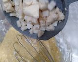 Foto langkah ke 4 dari resep Cheese Muffin Yoghurt with Mozzarella.