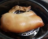 Foto del paso 4 de la receta Cochinillo asado en crock pot a cocción lenta y baja temperatura