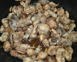 Foto del paso 4 de la receta: Conejo al ajo y tomillo
