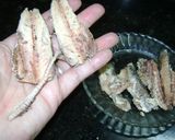 Foto del paso 8 de la receta: Coca Mediterranea de sardinas en lata