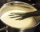 A picture of step 1 of Manjar de Coco com Pessego.