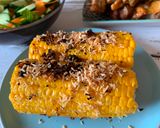 A picture of step 6 of Grilled sweet corn with coconut crumbs.