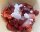A picture of step 1 of Strawberry Tiramisu 🍓🍓🍓.