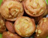 Foto langkah ke 6 dari resep Donut Apel.