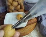 Foto langkah ke 6 dari resep (536) Soes Kering Crunchy isi Coklat.