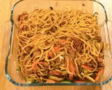 A picture of step 3 of Fried sauce noodles.