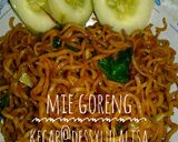 Foto langkah ke 3 dari resep Mie goreng kecap(menu anak) #BikinRamadhanBerkesan (2).