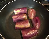 Foto langkah ke 2 dari resep Terong Sambel Terasi.