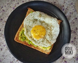 Foto langkah ke 4 dari resep Avocado Toast.