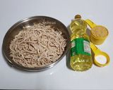 รูปขั้นตอนการทำที่ 2 ของ หมูฝอยกรอบ