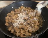 Foto del paso 5 de la receta: Canelones de pollo y champiñones al curry