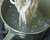Foto langkah ke 8 dari resep Udon Homemade ✅.