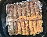 Hình bước làm 1 của món Nem lụi (nem nướng)