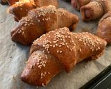 Virslis-mustáros kifli 😌 recept fázis 5 fotója