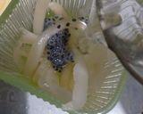 Foto langkah ke 3 dari resep Es Kuwut Melon.
