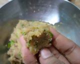 A picture of step 3 of Potato Stuffed Chilli Pakoray.