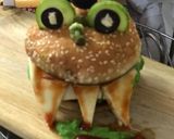 A picture of step 9 of Cutie-Pie Monster Burgers 🍔.