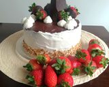 Foto del paso 18 de la receta: Tarta de chocolate, fresas y nata