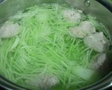Hình bước làm 2 của món Canh bí xanh nấu mọc tép khô
