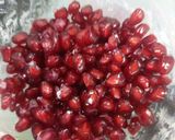 A picture of step 1 of Pomegranate curd raita.