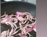 A picture of step 1 of Smokie and Pepper Stir Fry.
