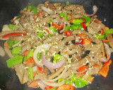 Foto del paso 4 de la receta: Ensalada César con bistec de res
