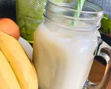 A picture of step 2 of Banana shake.