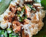 Foto langkah ke 3 dari resep Nasi Bakar Tongkol Suwir Pedas.