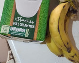 A picture of step 1 of Dates n banana smoothie.