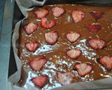 A picture of step 8 of Fruity chocolate Bars.