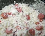A picture of step 3 of Sausage rice.