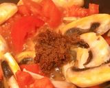 Hình bước làm 2 của món 🌱 Canh Chua Nấm Vị Tomyum Cay (Chay)
