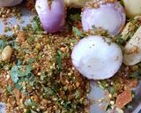 A picture of step 3 of Stuffed onion potato sabzi.