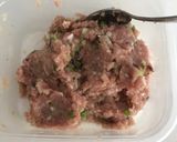 รูปขั้นตอนการทำที่ 1 ของ เกี๊ยวหมูผัดกระเพรา