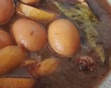 Foto langkah ke 5 dari resep Semur Telur Betawi.