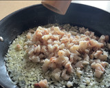 Foto del paso 2 de la receta: Lasaña de tintorera y langostinos