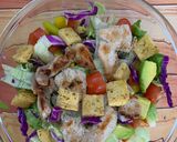 Foto langkah ke 5 dari resep Chicken Caesar Salad + Croutons + Salad dressing Vinaigrette.