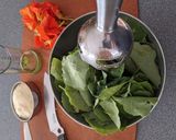 A picture of step 4 of Nasturtium Pesto.