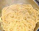Foto langkah ke 1 dari resep Tuna Carbonara Spaghetti.