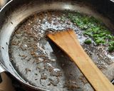 A picture of step 3 of Sabudana khichadi.