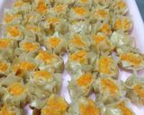 A picture of step 2 of Shumai (fish shrimp pork).