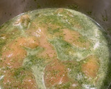 Foto del paso 3 de la receta: Pollo en salsa de cilantro y limón