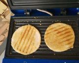 A picture of step 6 of Mini sandwich.