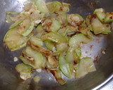 Foto del paso 1 de la receta: Tortilla de calabacín y cabrales