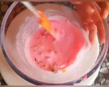 A picture of step 6 of Candyland ice cream.