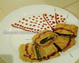 A picture of step 1 of Salad egg roll.
