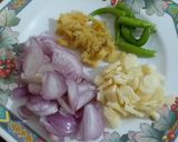 A picture of step 2 of Prawns Curry.