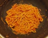 Une image de l'étape 6 de Pâtes Mozzarella Tomates.