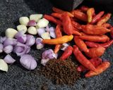 Foto langkah ke 2 dari resep Tumis Pakis Terasi.